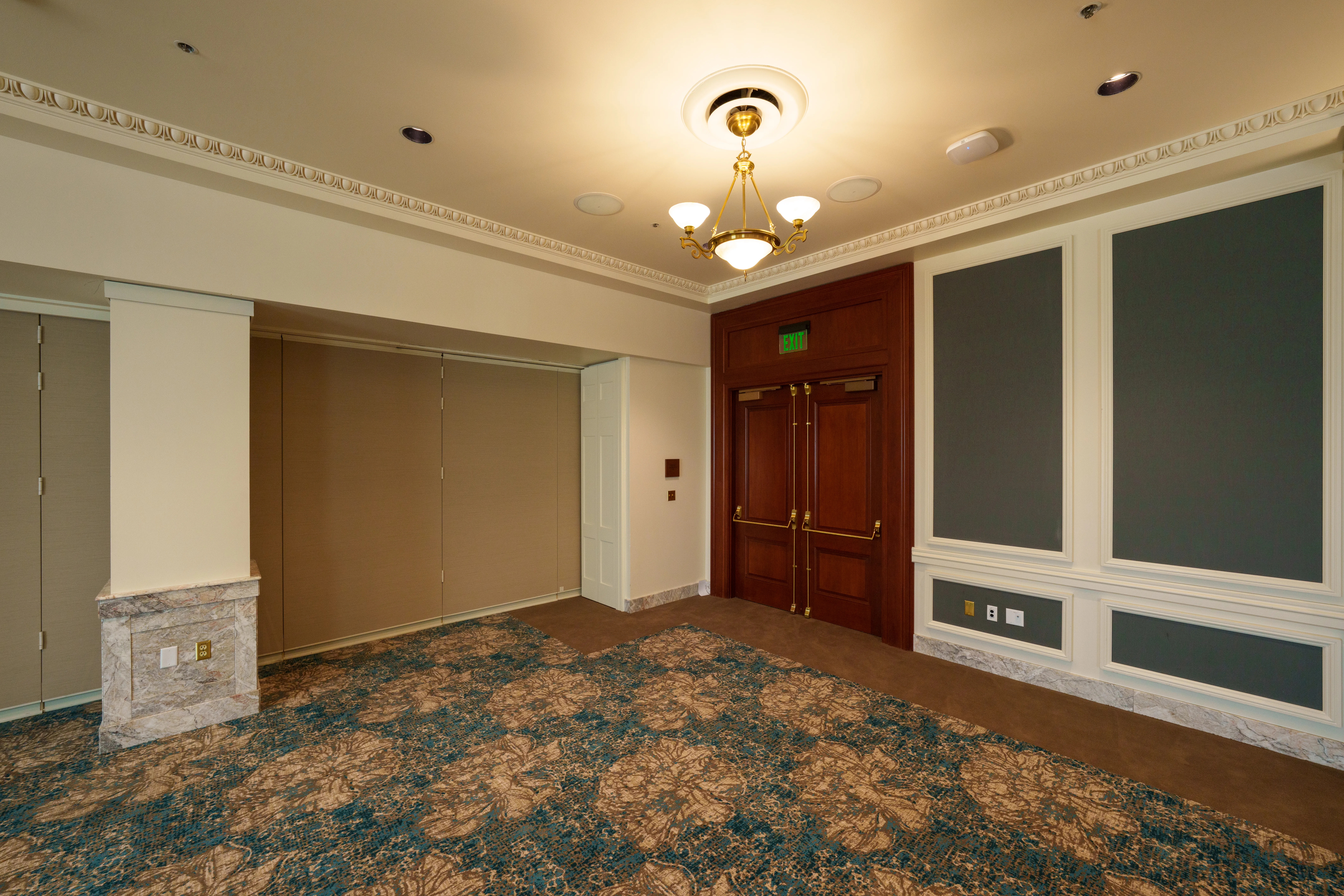 Palmyra room