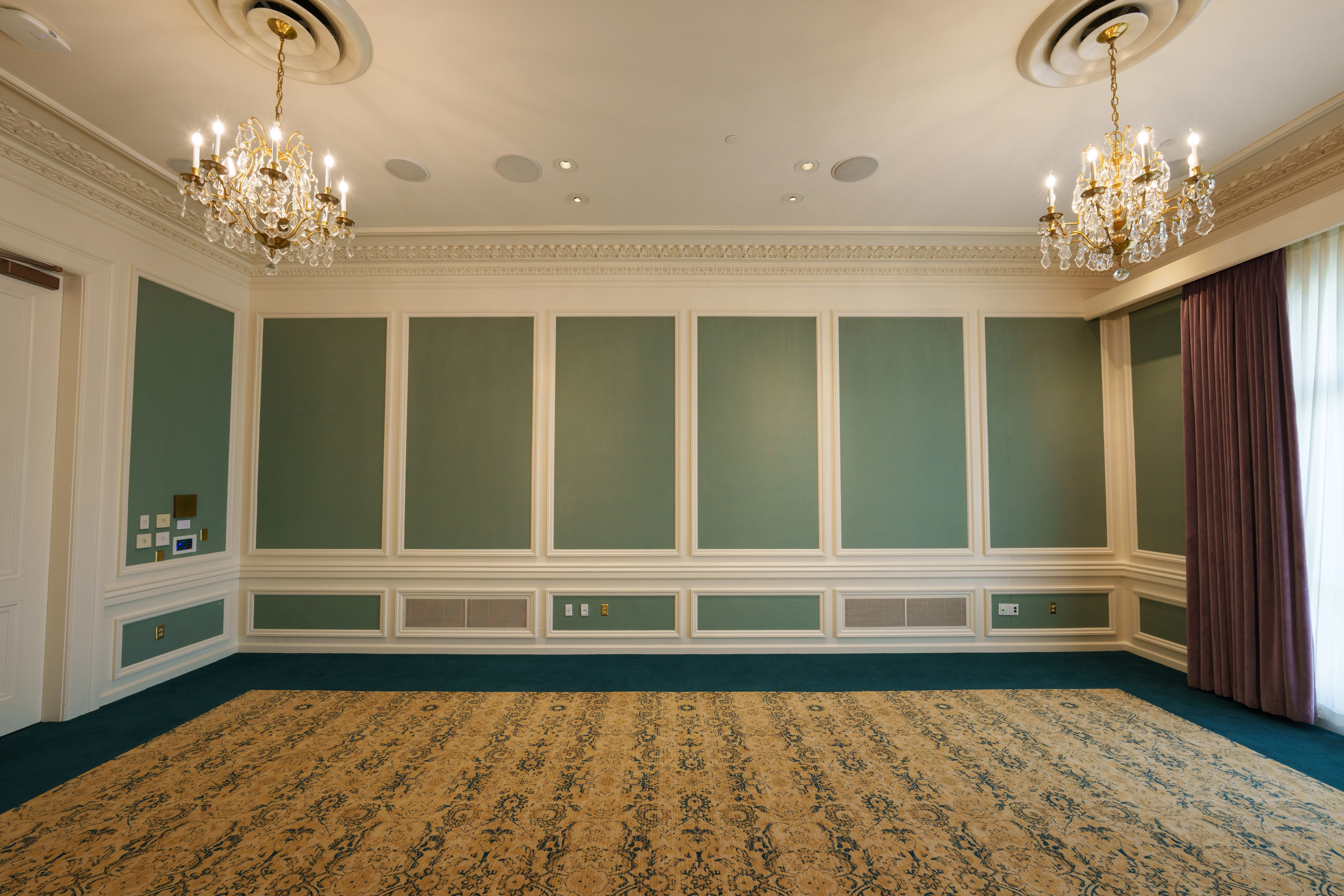 Jade room