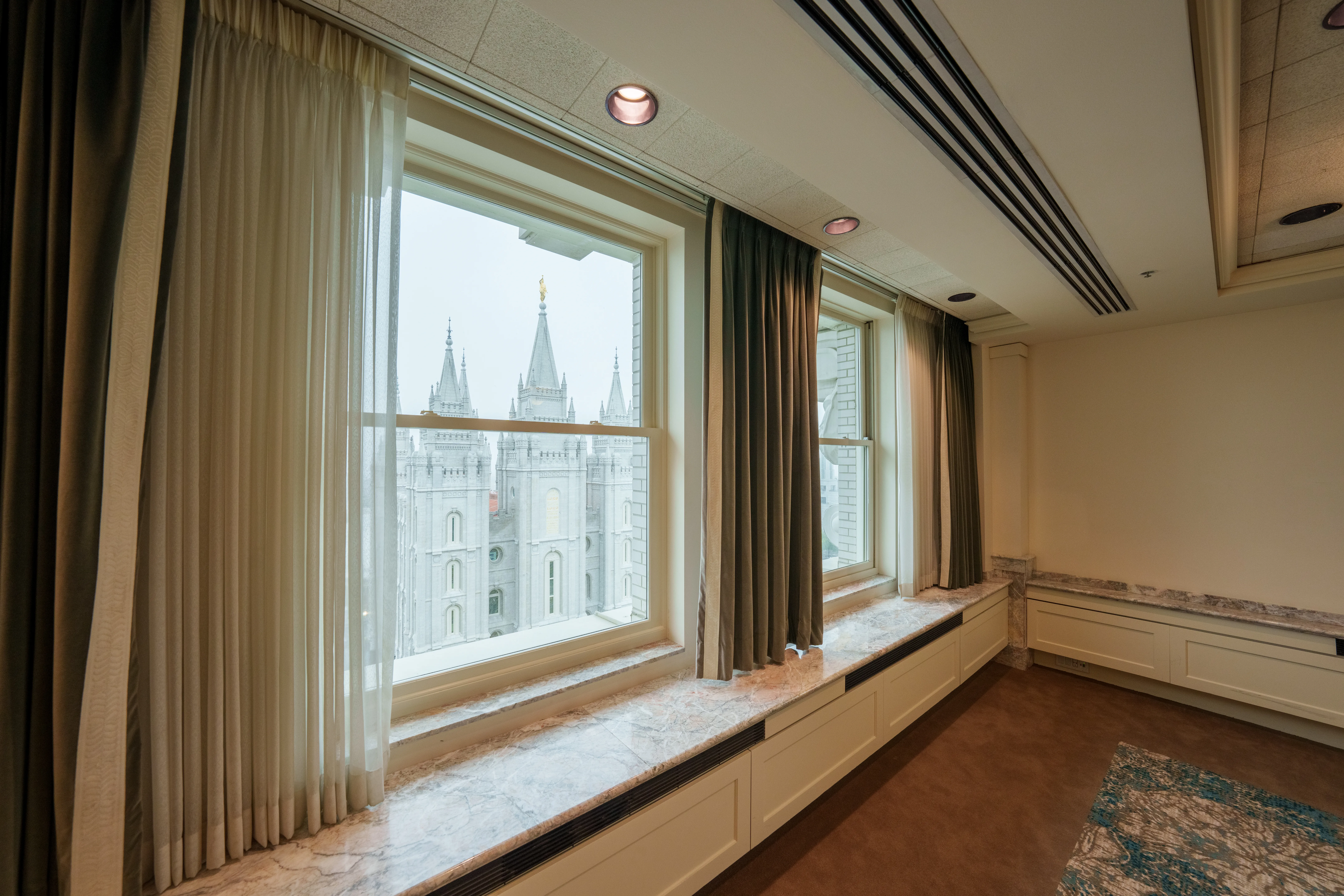 Kirtland room