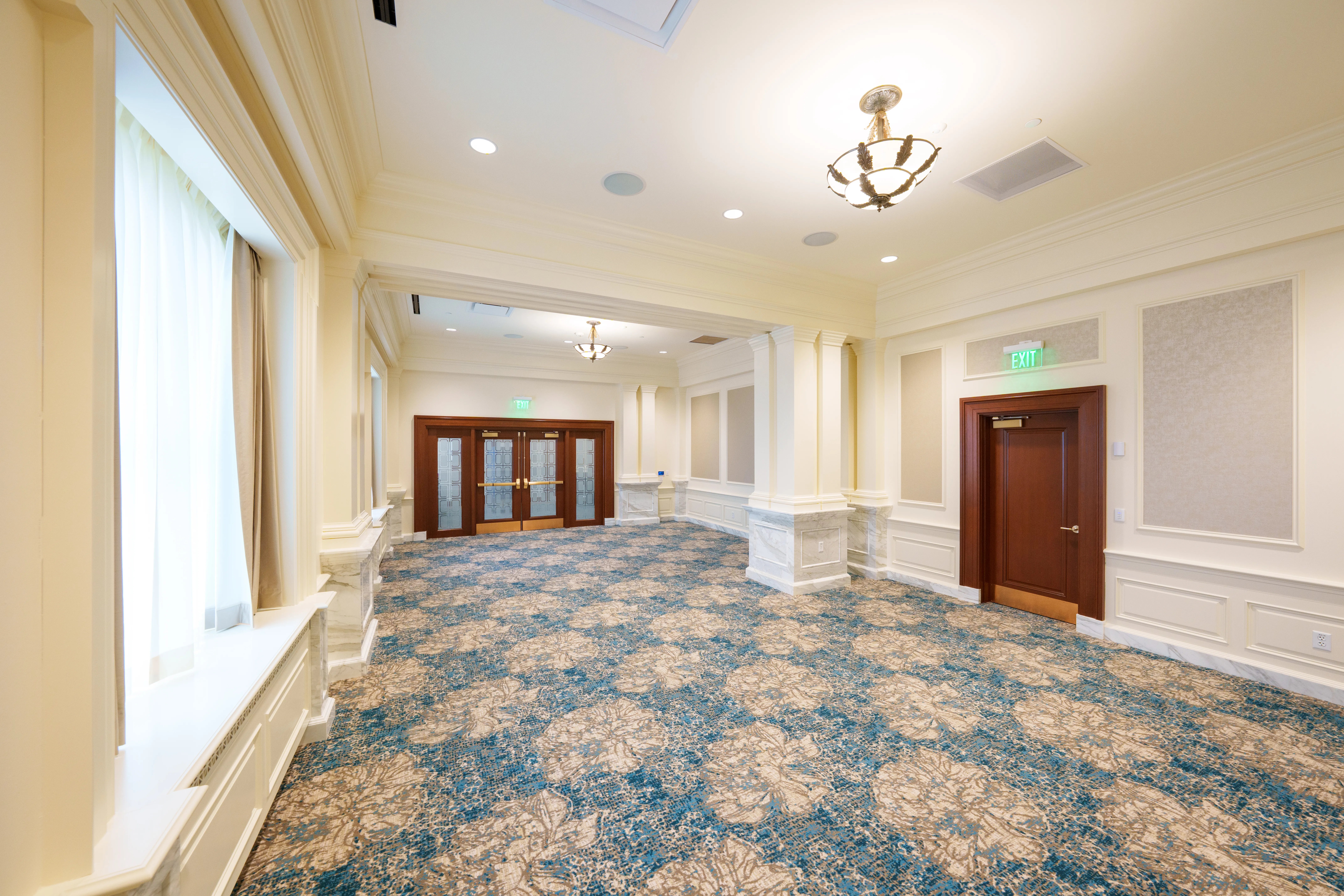 Salem room