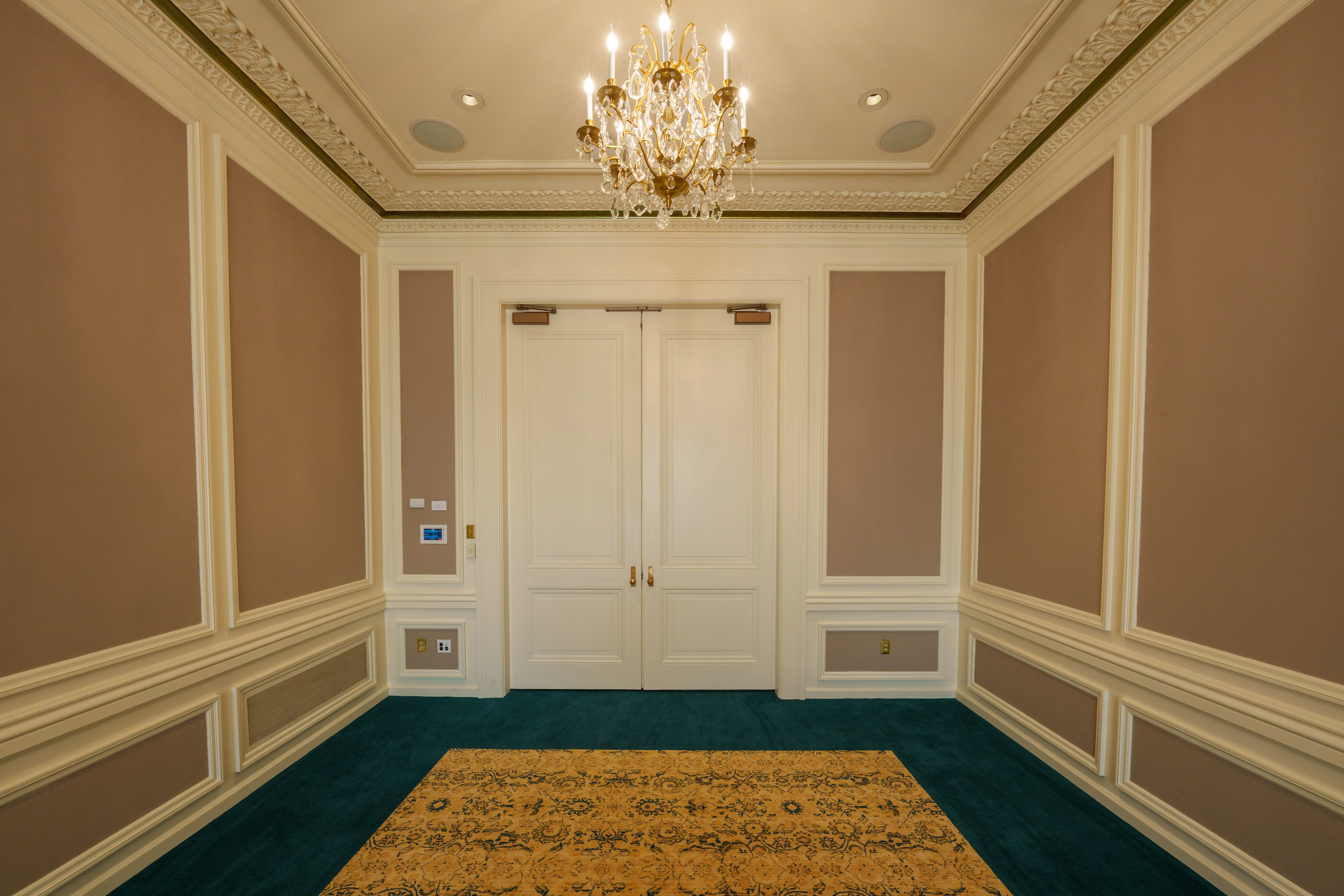 Gold room