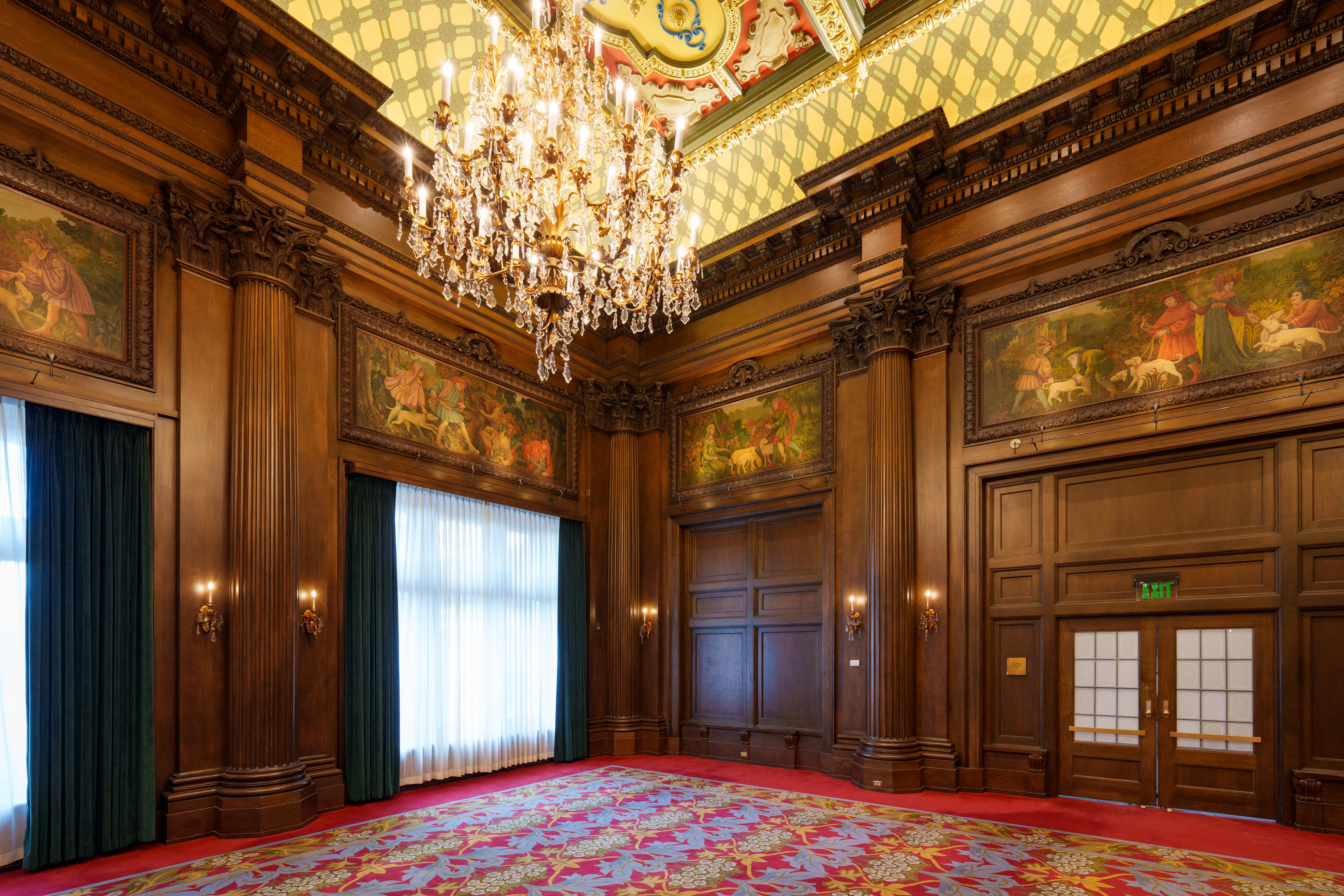 Empire room